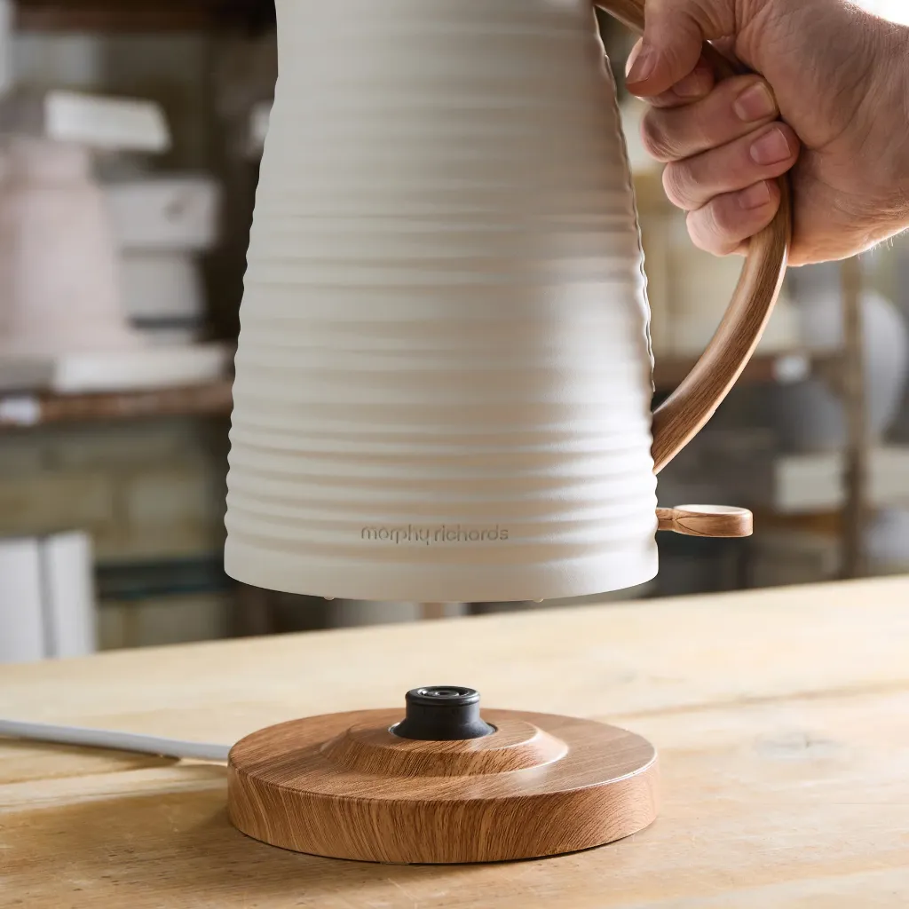 MorphyRichards_Clay_ChinaClay_1.7LKettle_103102_Lifestyle_8.webp